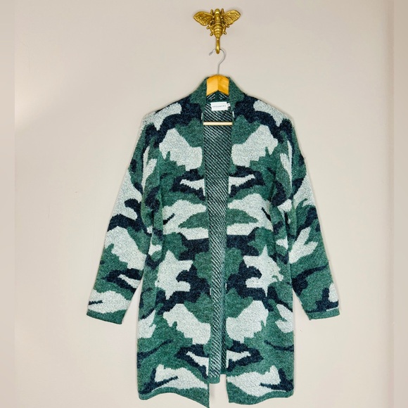 Dreamers Camouflage open front long cardigan - Picture 3 of 10